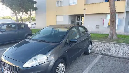 Usado Fiat Punto 65 HP (47 kW) 2007 Cinzento Citadino