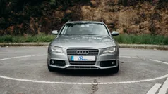 Cinza Usado 2009 Audi A4 S-Line Sedan | € 10.990 (Preço justo)