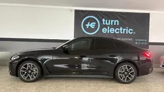 Preto Usado 2022 BMW i4 Comfort Edition Sedan | € 39.900 (Preço justo)