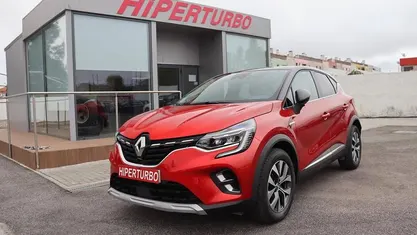 Usado 2021 Renault Captur SUV | € 17.900 (Preço justo)