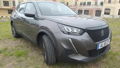 Usado Peugeot 2008 101 HP (74 kW) 2021 SUV