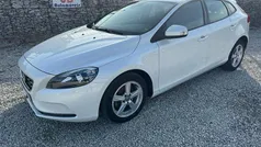 Branco Usado 2015 Volvo V40 Momentum Carrinha | € 14.950 (Preço justo)