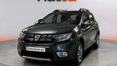 Cinza Usado 2017 Dacia Sandero Stepway Citadino | € 9.980 (Preço justo)