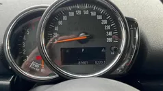 Cinzento Usado 2017 Mini Clubman Carrinha | € 16.650 (Bom preço)