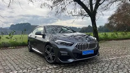 Cinzento Usado 2020 BMW 218 Sedan | € 26.000 (Preço justo)