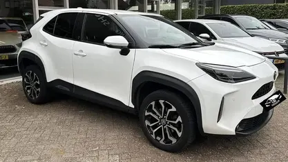 Usado 2023 Toyota Yaris Hybrid | € 24.250 (Preço justo)