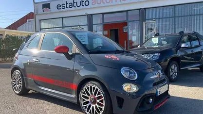 Usado Abarth 595 165 HP (121 kW) 2020 Preto