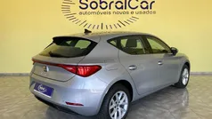 Cinzento Usado 2022 Seat Leon | € 19.500 (Preço justo)