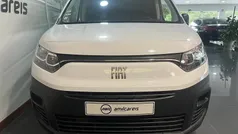 Branco Usado 2023 Fiat Doblò Monovolume | € 17.900 (Preço justo)