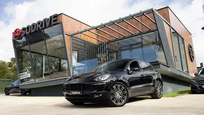 Usado Porsche Macan 258 HP (189 kW) 2014 Preto SUV