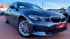 Cinza Usado 2020 BMW 330e Sport Line Sedan | € 32.000 (Preço justo)