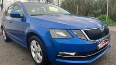 Azul Usado 2019 Skoda Octavia Ambition Carrinha | € 13.900 (Preço justo)
