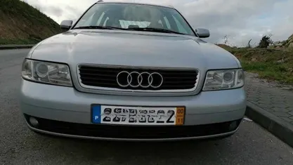 Cinzento Usado 2000 Audi A4 Carrinha | € 2.100 (Super Preço)