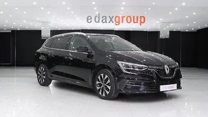 Usado Renault Mégane IV 115 HP (84 kW) 2022 Preto Carrinha