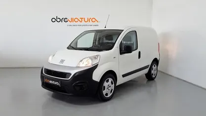 Branco Usado 2022 Fiat Fiorino Monovolume | € 12.000 (Preço justo)