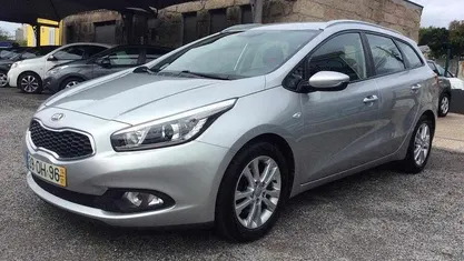 Cinzento Usado 2014 Kia Ceed Sportswagon Carrinha | € 9.990 (Bom preço)