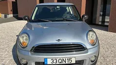 Cinzento Usado 2011 Mini Cooper D Citadino | € 6.999 (Preço justo)