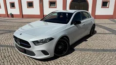 Branco Usado 2019 Mercedes A180 Style Citadino | € 23.900 (Preço justo)