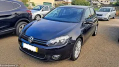 Preto Usado 2010 VW Golf VI Highline Citadino | € 10.750 (Preço justo)