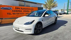 Branco Usado 2021 Tesla Model 3 Long Range Sedan | € 27.950 (Preço justo)