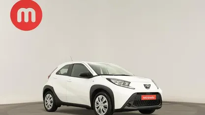 Branco Usado 2023 Toyota Aygo X Pulse SUV | € 17.999 (Preço justo)