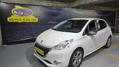 Usado 2014 Peugeot 208 Active Citadino | € 7.500 (Bom preço)