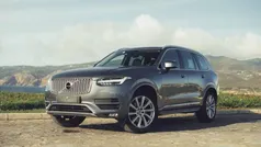 Cinzento Usado 2015 Volvo XC90 Inscription SUV | € 34.990 (Preço justo)