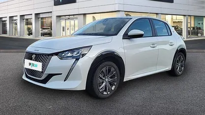 Cinzento Usado 2021 Peugeot e-208 Allure Citadino | € 17.700 (Preço justo)