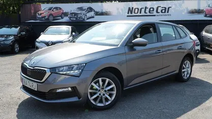 Usado 2023 Skoda Scala Citadino | € 14.050 (Preço justo)