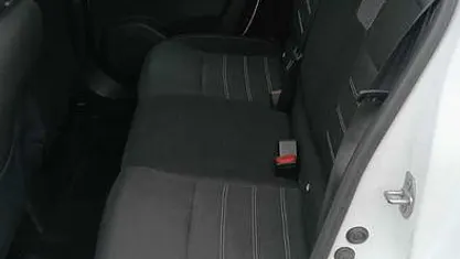 Usado Dacia Sandero 90 HP (66 kW) 2024 Branco Sedan