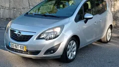 Cinza Usado 2013 Opel Meriva Monovolume | € 5.990 (Preço justo)