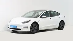Branco Usado 2021 Tesla Model 3 Sedan | € 26.900 (Preço justo)