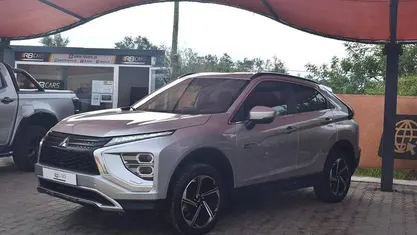 Usado Mitsubishi Eclipse Cross 188 HP (138 kW) 2022 Cinzento SUV