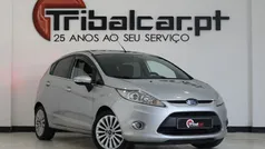Cinza Usado 2010 Ford Fiesta Titanium Citadino | € 6.900 (Preço justo)