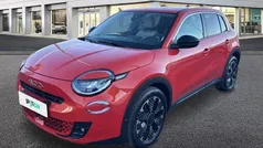 Laranja Usado 2024 Fiat 600 La Prima SUV | € 27.900 (Bom preço)