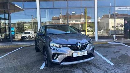 Usado 2024 Renault Captur Techno SUV | € 22.250 (Preço justo)