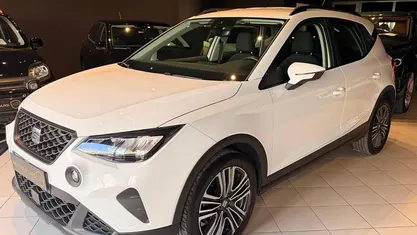 Usado 2023 Seat Arona Style SUV | € 14.990 (Preço justo)