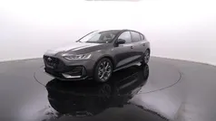 Cinzento Usado 2023 Ford Focus | € 26.900 (Preço justo)