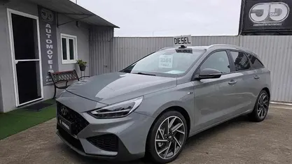 Usado Hyundai i30 136 HP (100 kW) 2021 Cinzento Citadino