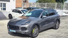 Cinza Usado 2016 Porsche Cayenne S E-Hybrid Platinum Edition SUV | € 39.990 (Preço justo)