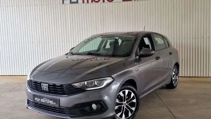 Usado Fiat Tipo 95 HP (69 kW) 2021 Cinzento