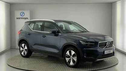 Usado Volvo XC40 Core 129 HP (94 kW) 2022 Azul SUV