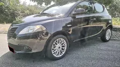 Preto Usado 2014 Lancia Ypsilon Gold Citadino | € 7.500 (Preço justo)