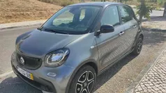 Cinzento Usado 2016 Smart ForFour Citadino | € 10.500 (Preço justo)