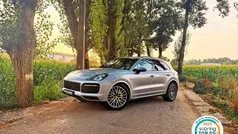 Cinza Usado 2019 Porsche Cayenne SUV | € 59.990 (Preço justo)