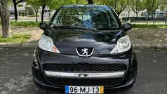 Preto Usado 2011 Peugeot 107 Citadino | € 6.500 (Preço justo)