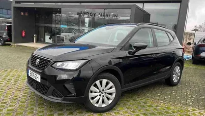 Usado Seat Arona Style 115 HP (84 kW) 2024 Preto SUV