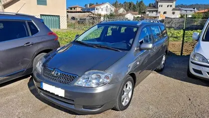 Usado Toyota Corolla 97 HP (71 kW) 2004