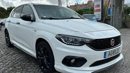 Usado Fiat Tipo Sport 95 HP (69 kW) 2021 Branco Carrinha