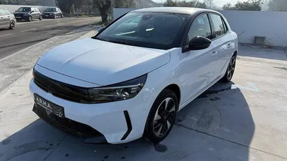 Usado Opel Corsa-e Edition 100 kW (136 HP) 2024 Citadino